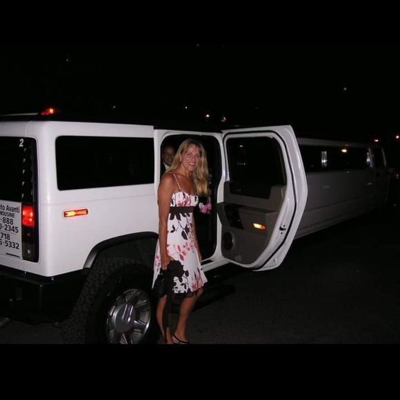 Meet your Posher, Sherry - Picture 1 of 6